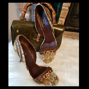 RARE Gucci Pineapple sandal. Gorgeous! Sz 8.5